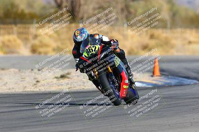 media/Jan-16-2022-CVMA (Sun) [[7f3d92989d]]/Race 3 Amateur Supersport Middleweight/